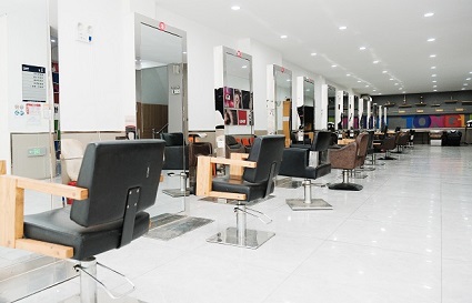 沈阳学美容美发的学校有哪些？先了解正规办校 23 年的统丽学校