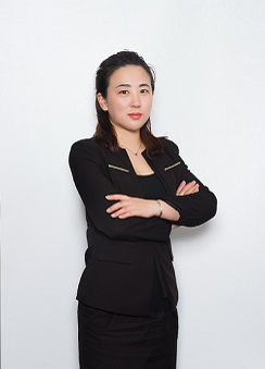 张洪曼