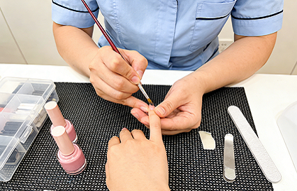 沈阳美甲学校 - 统丽美甲培训班 - 课程设置 - 学费